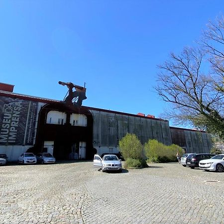 Riverfront Haven Family'S Choice With Free Garage Porto Bagian luar foto