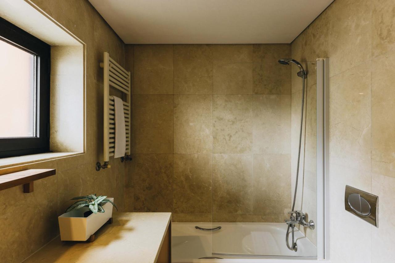 Riverfront Haven Family'S Choice With Free Garage Porto Bagian luar foto